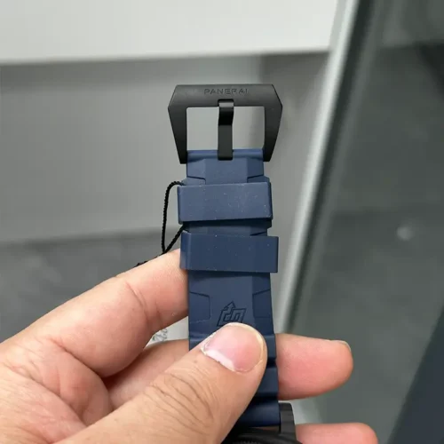 Replica Panerai Submersible Pam1232 Carbon Fiber 44mm