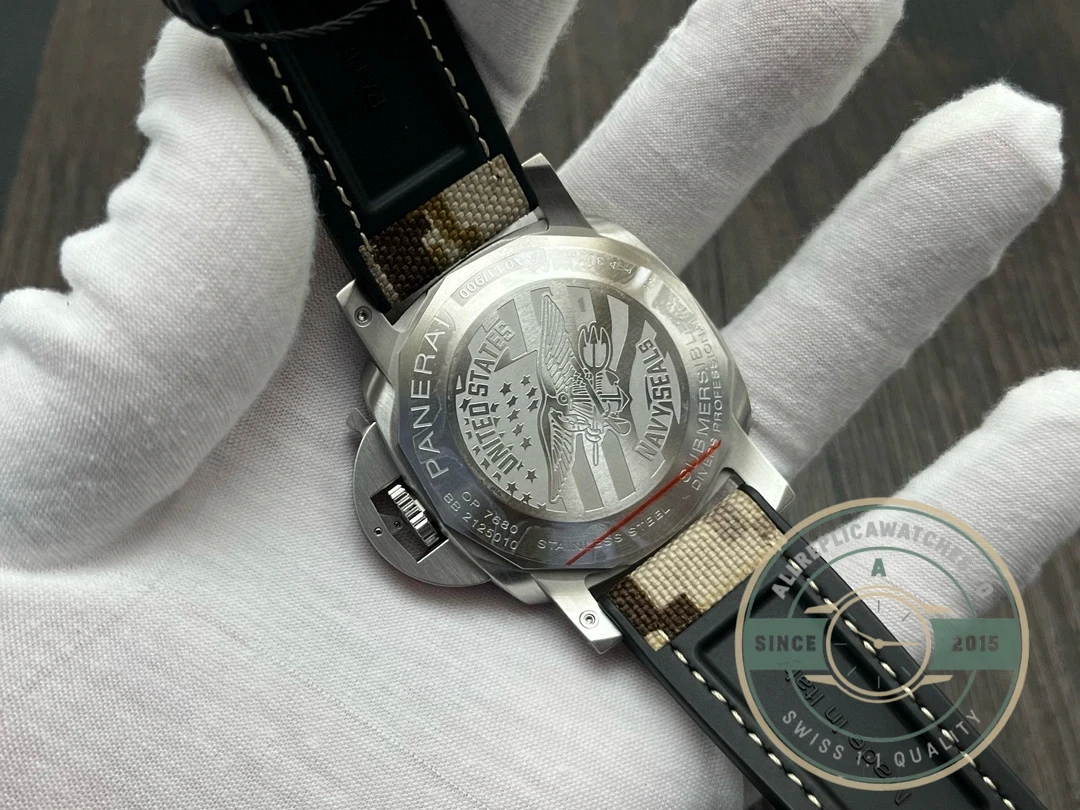 Panerai Submersible Navy Seals replica PAM01518 grey dial Carbotech case