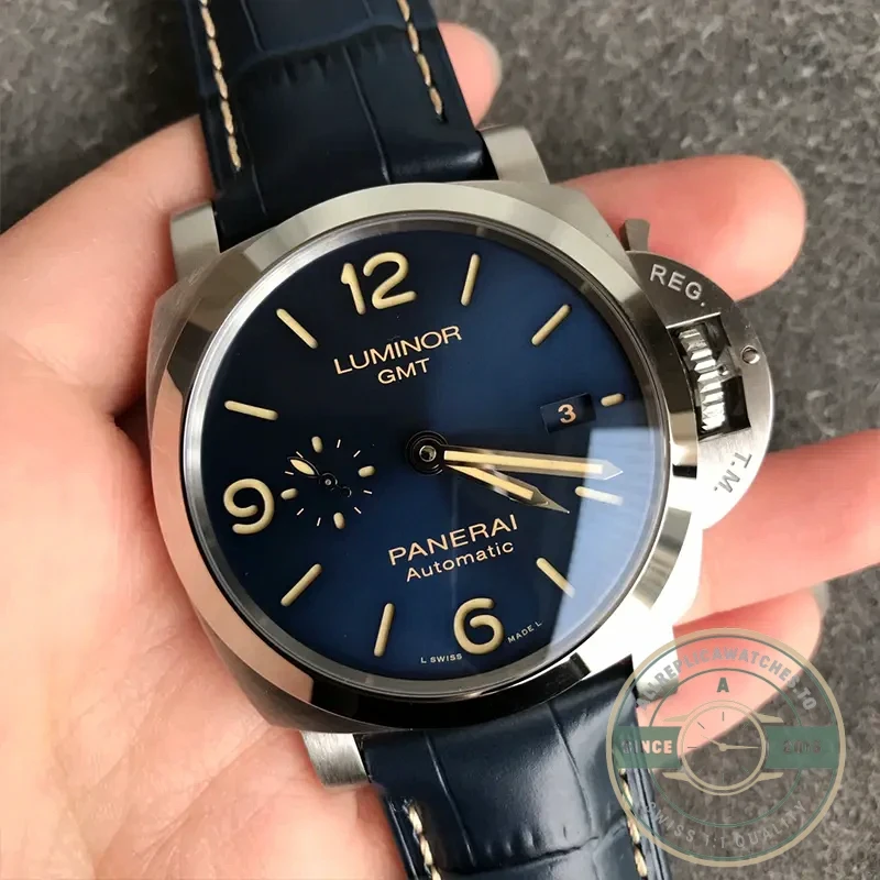 Panerai Replica Luminor replica PAM 1033 blue sandwich dial GMT display