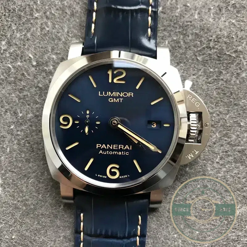 Panerai Replica Luminor replica PAM 1033 blue sandwich dial GMT display