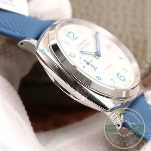 Panerai Luminor Due replica PAM906 white dial steel case front view