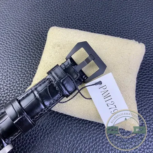 Panerai Luminor replica GMT PAM 1279 blue sandwich dial steel case