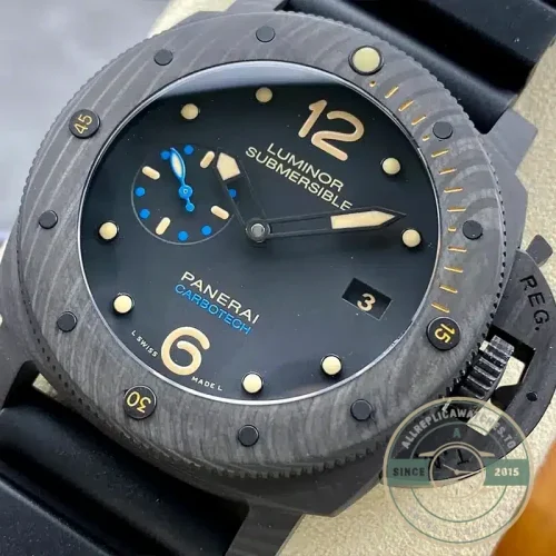Panerai Submersible replica PAM616 black dial Carbotech case