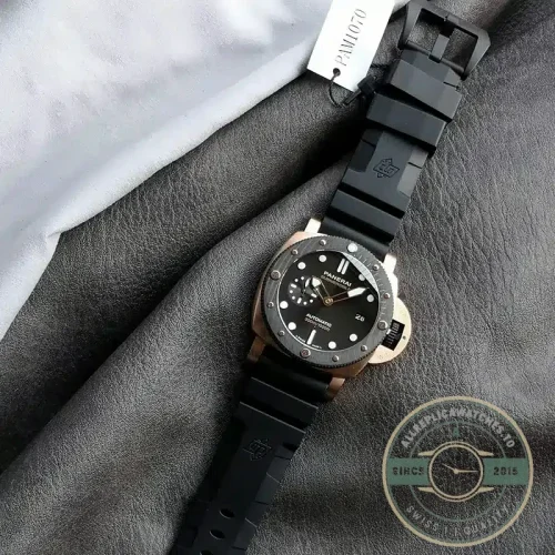 Fake Panerai Submersible Goldtech OroCarbo Black Bezel PAM1070 - Affordable Luxury Fake Timepiece