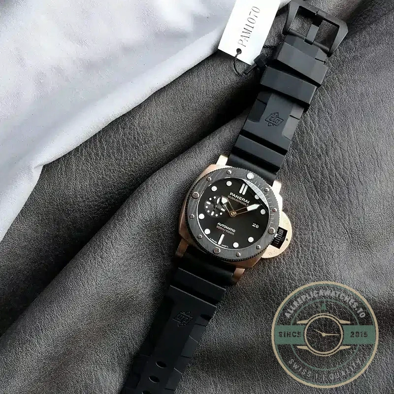 Fake Panerai Submersible Goldtech OroCarbo Black Bezel PAM1070 - Affordable Luxury Fake Timepiece