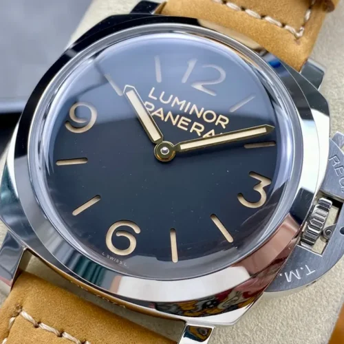 Black dial without date or small seconds, seen at an angle