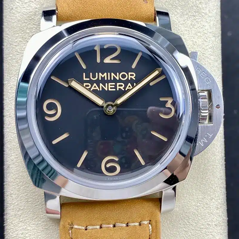Luminor 1950 PAM372 face on, sitting on its cushion stand