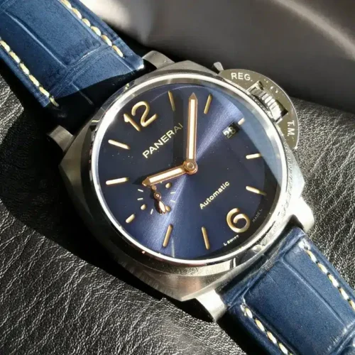 Luminor Due PAM927 dial up close, crown guard marked REG T.M.