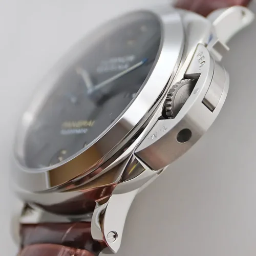 Side profile of the polished case where the crown guard lever closes