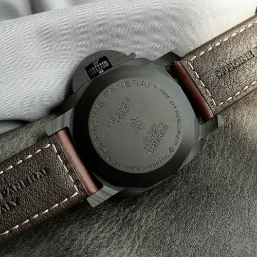 Black caseback engraved Firenze 1860 and Carbotech, dark brown strap lining