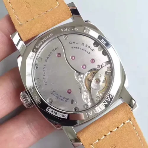Radiomir 1940 PAM690 glass caseback showing the movement and Officine Panerai engraving