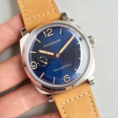 Blue dial without a date, small seconds at 9, tilted to the left
