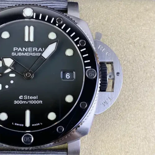 Macro of the dark dial at 3, date 6 and the hinged guard