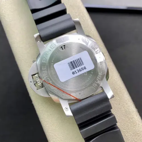 Submersible PAM2683 caseback with stickers 17 and 013698 under the engraved rim