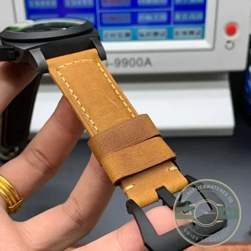 Panerai Luminor replica PAM441 black ceramic case with GMT function