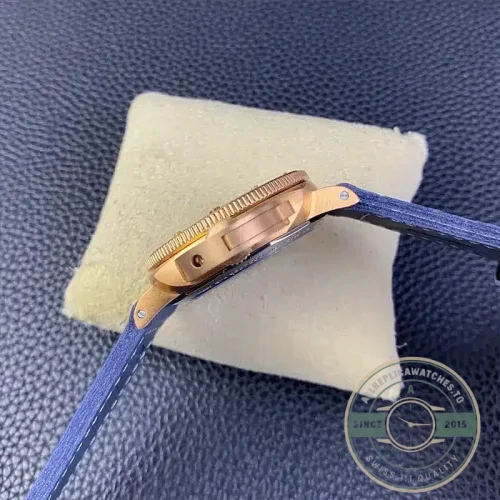 Panerai Submersible replica PAM 1074 bronze case blue sandwich dial