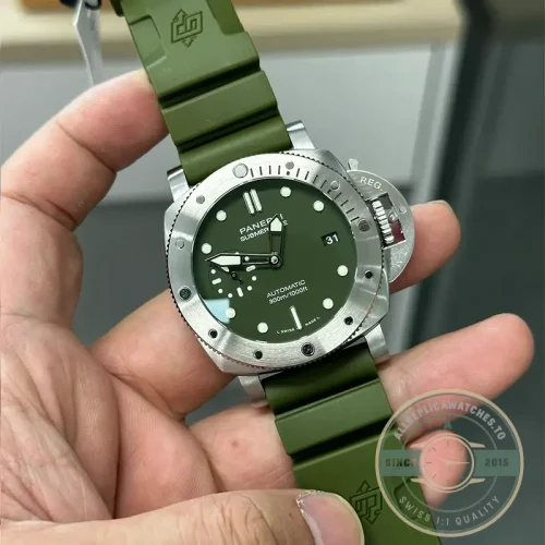 Replica Panerai Submersible Matte-Green PAM1055 - Affordable Luxury Fake Timepiece