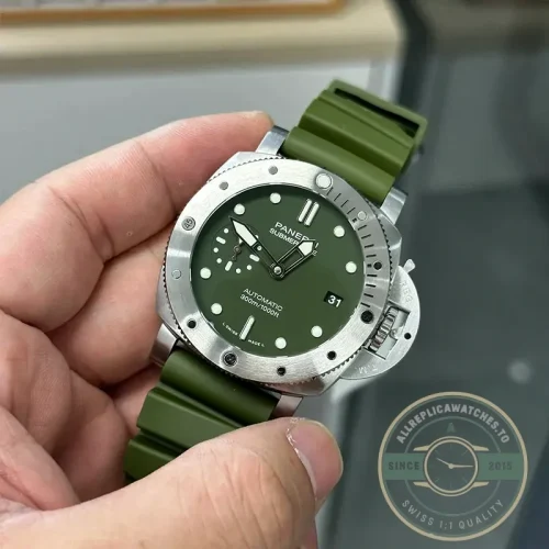 Replica Panerai Submersible Matte-Green PAM1055 - Swiss Movement Replica Watch