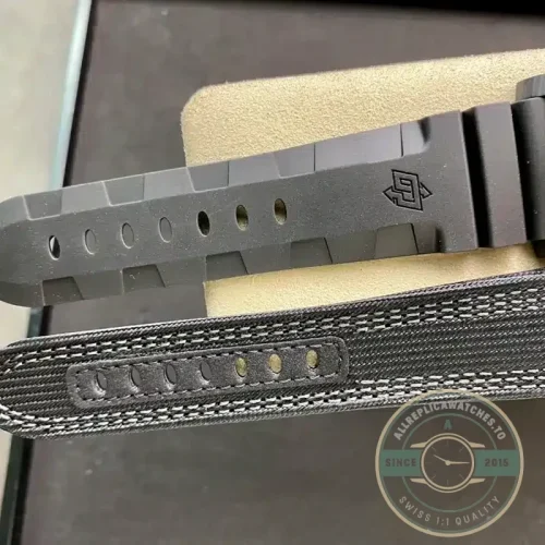 Replica Panerai Submersible PAM0979 - 1:1 Swiss Replica Watch