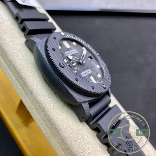 Replica Panerai Submersible PAM0979 - Luxury Replica Watch