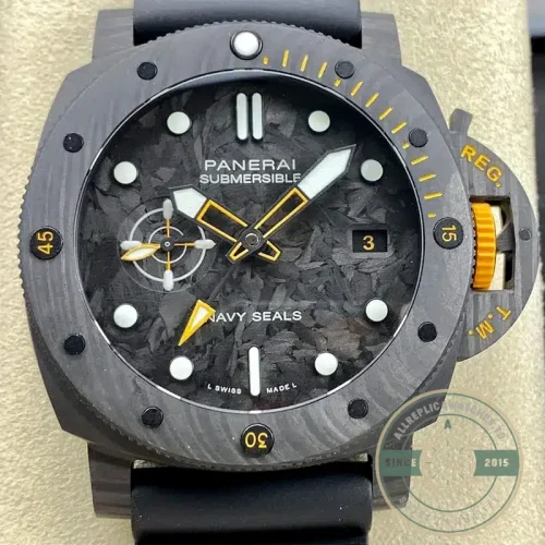 Panerai Submersible replica PAM1324 Carbotech case with grey sandwich dial