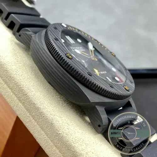 Replica Panerai Submersible Pam1324 - Factory Super Clone Watch