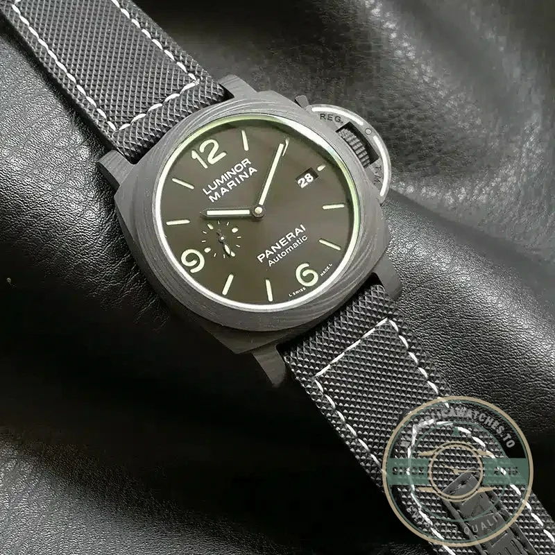 Panerai Luminor Marina replica PAM01118 black dial Carbotech case