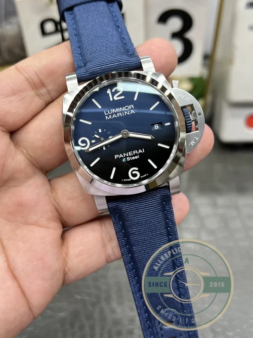 Panerai Replica Luminor replica PAM1157 blue dial Carbotech case
