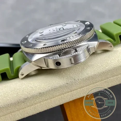 Panerai Submersible replica PAM 1226 white dial sandwich construction steel case