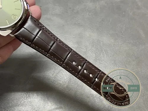 Panerai Radiomir replica PAM 1386 40mm steel case green sandwich dial