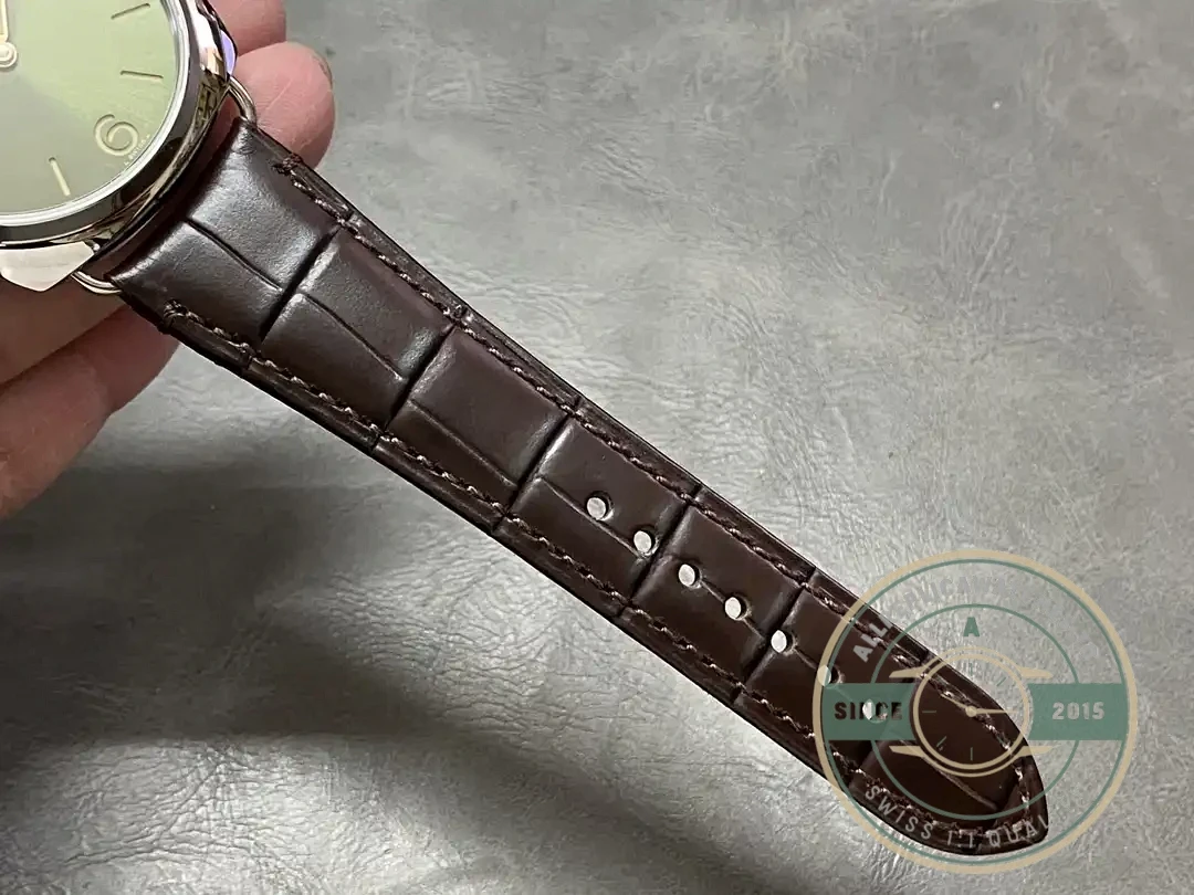 Panerai Radiomir replica PAM 1386 40mm steel case green sandwich dial