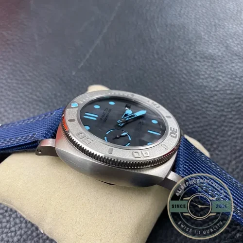 Panerai Replica Submersible replica PAM985 black dial titanium case Mike Horn Edition