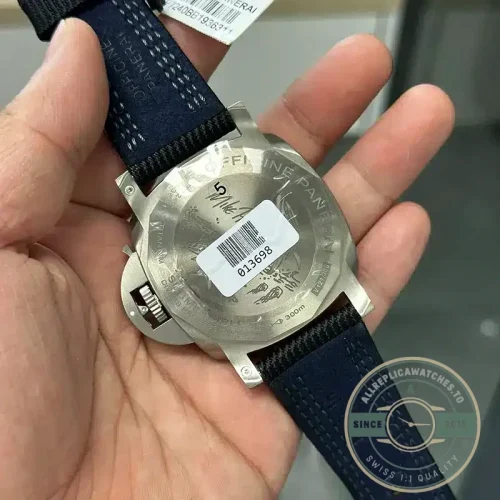 Panerai Submersible replica PAM984 black dial titanium case