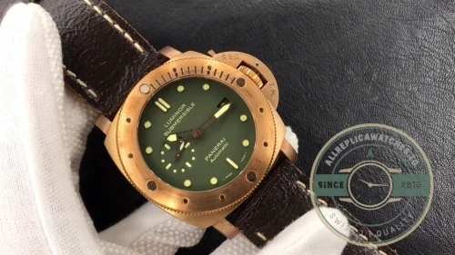 Panerai Luminor replica Submersible PAM382 grey dial Carbotech case