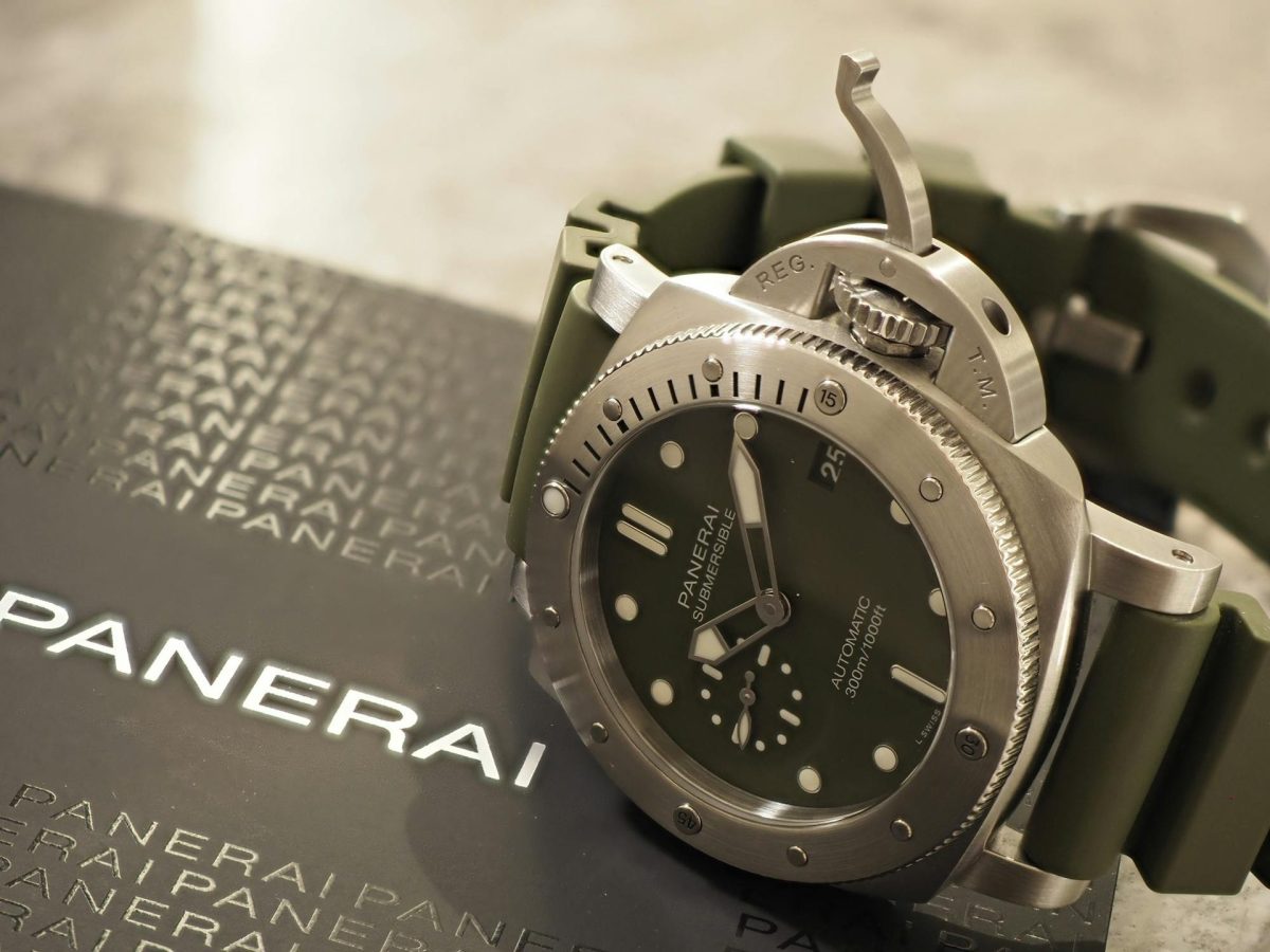 Best Panerai replica watch — Luminor close-up showing crown guard and sandwich dial
